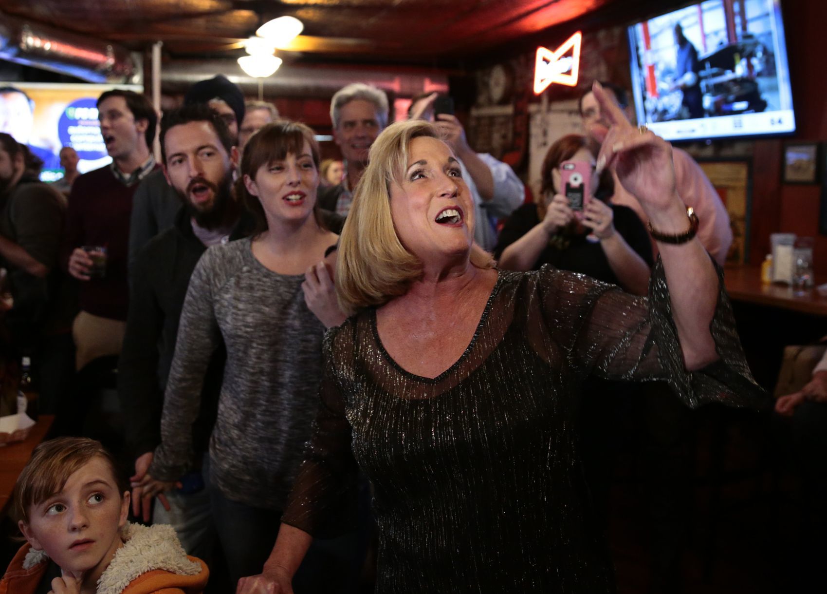 All eyes on election returns at watch party for U.S. Rep. Ann Wagner